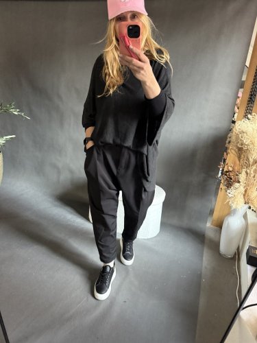 Svetr Moda lehký velký-černá