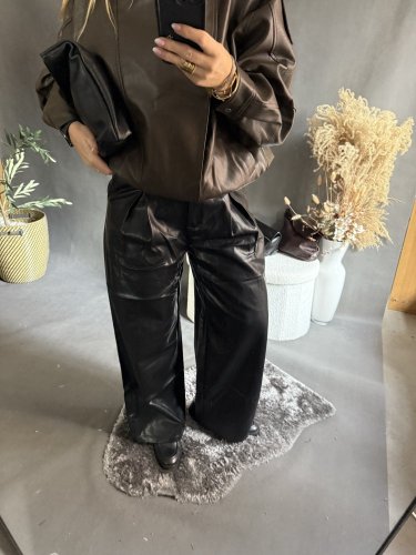 Kalhoty koženka Soka-černé