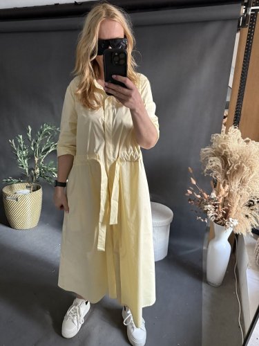 Šaty Business-citronově žlutá