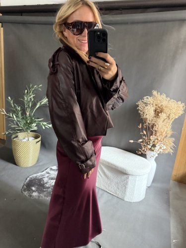 Křivák Devil-vínový