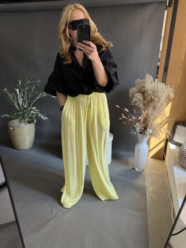 Nohavice Style-viskoza-pastelově žltá