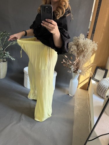 Nohavice Style-viskoza-pastelově žltá