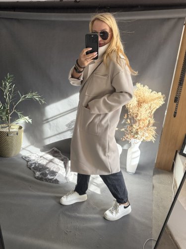 Kabát Sun s páskem-krémový