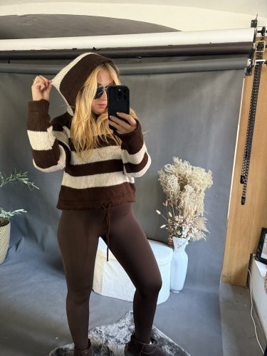 Svetr Pruh s kapucí