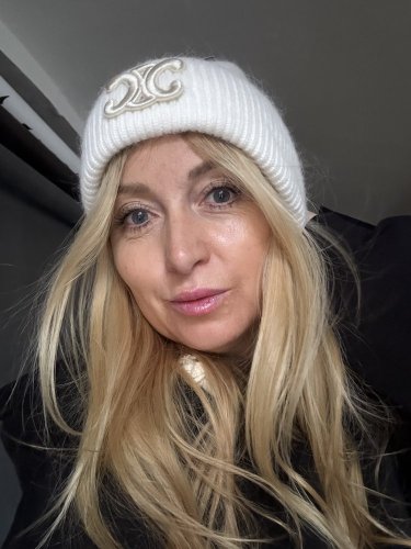 Čepice Chantal-Krémová