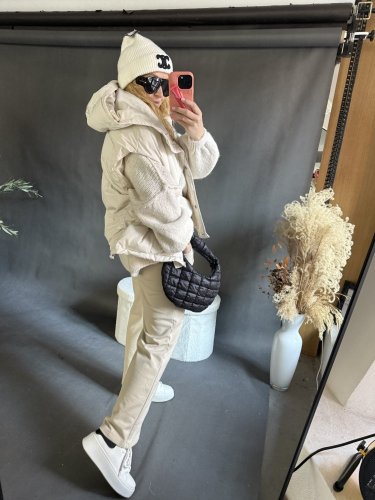 Teplákové nohavice Tara-béžové