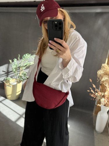 Ľadvinka prešívaná vínová