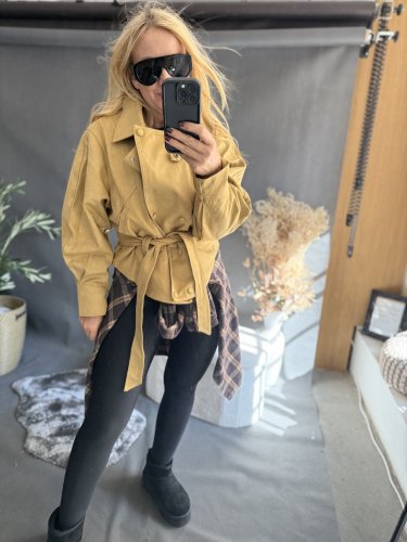 Krivák ala semiš s opaskom-mustard