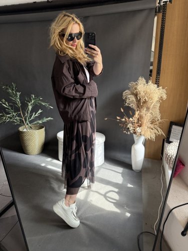 Tylová sukňa vzor-čierna