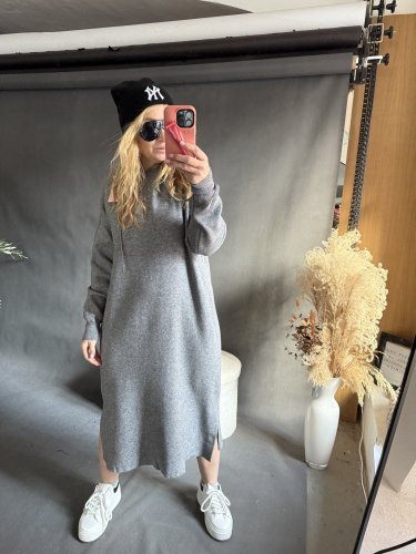 Dlouhé šaty s kapucí Jolie-šedá