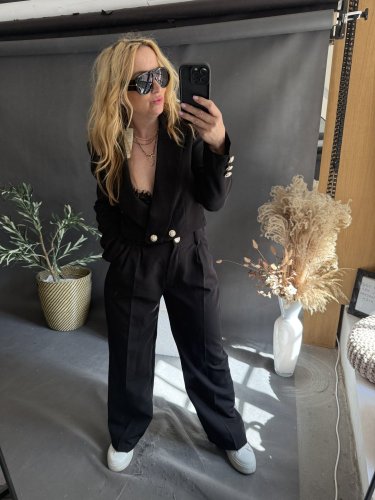 Kostýmek Style zlaté knoflíky-černý