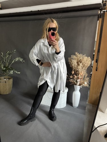 Košeľa lesklá Oversize UNISIZE-bielá