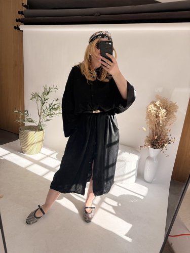 Košeľové šaty viskoza-čierné