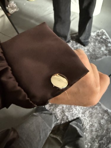 Blúzka so zlatým detailom