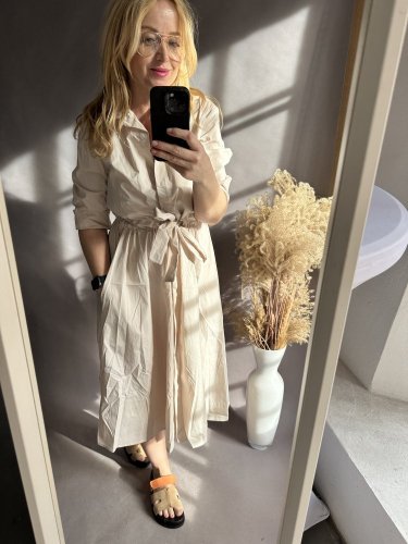 Šaty Business béžové