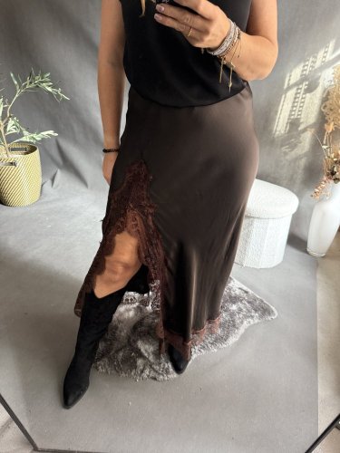 Sukně krajka-hnědá