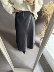 Saténová sukňa Amber-delší-antrazit