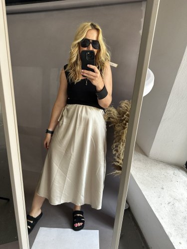 Saténová sukňa Amber-krémovo-zlatá