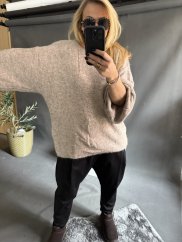 Sveter Mochy s vypchávkami na ramenách-mocca