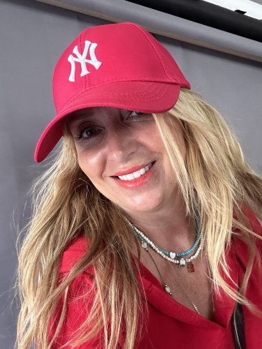 Šiltovka N-jahodová