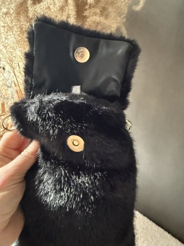 Kabelka na mobil Stella-čierná