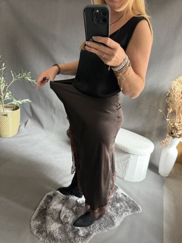 Sukně krajka-hnědá