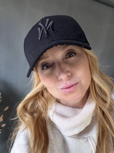 Šiltovka N-čierná