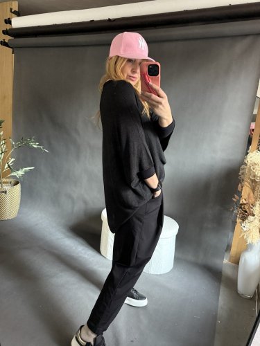 Svetr Moda lehký velký-černá