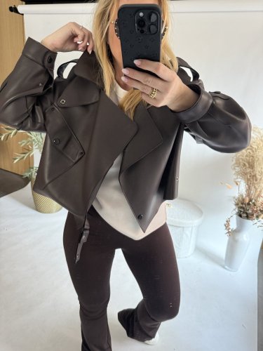 Krivák kožený-hnedý