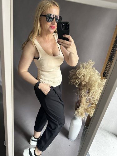 Top s vypchávkami-tie sa dajú vybrať-béžová