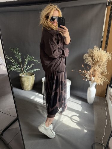 Tylová sukňa vzor-čierna