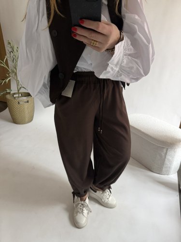 Nohavice Flowy hariem-hnedá