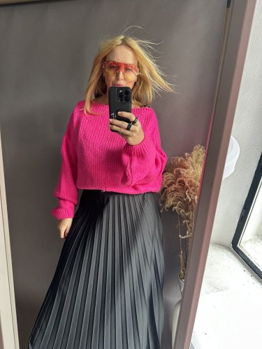 Svetr kratší  s příměsí mohéru-nekouše-růžový neon