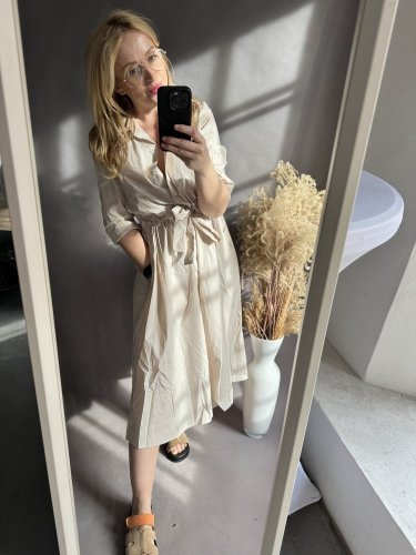 Šaty Business béžové