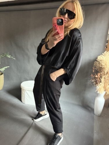 Bluza Liame krátka-čierna